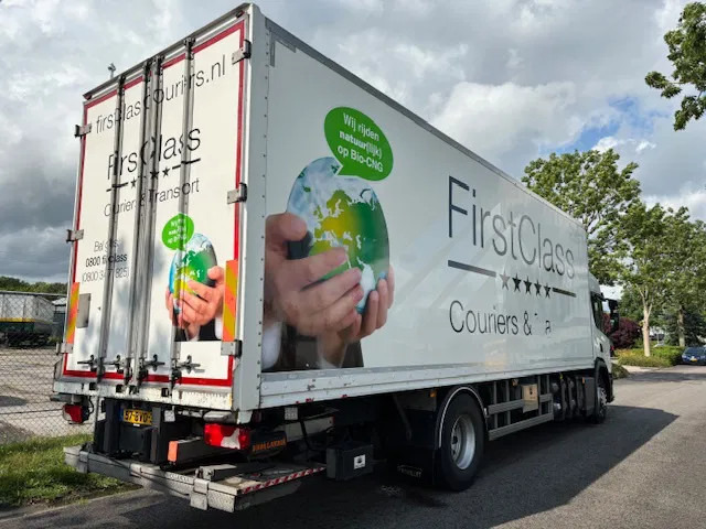 Scania P280 Closed box taillift 2000 kg Fuel CNG ADR 2 units in stock - Bakwagen: afbeelding 4 Scania P280 Closed box taillift 2000 kg Fuel CNG ADR 2 units in stock - Bakwagen: afbeelding 4