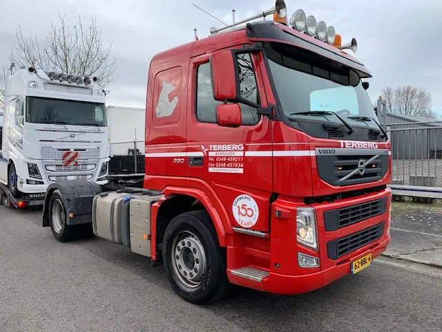 Volvo FM 340 Euro 5 sleeper cab low milage! - Trekker: afbeelding 3 Volvo FM 340 Euro 5 sleeper cab low milage! - Trekker: afbeelding 3