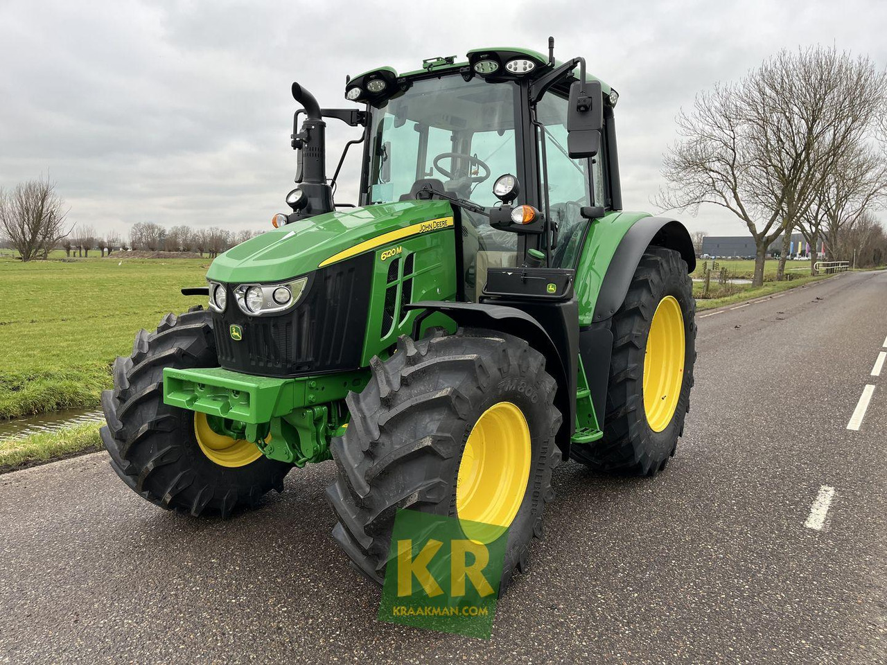 6120M John Deere - Tractor: afbeelding 1 6120M John Deere - Tractor: afbeelding 1