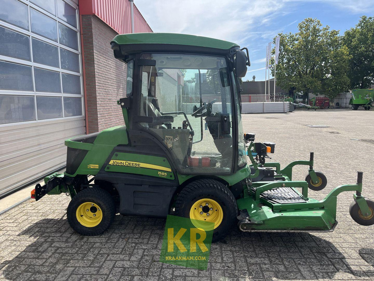 John Deere 1585  - Gazonmaaier: afbeelding 3 John Deere 1585  - Gazonmaaier: afbeelding 3