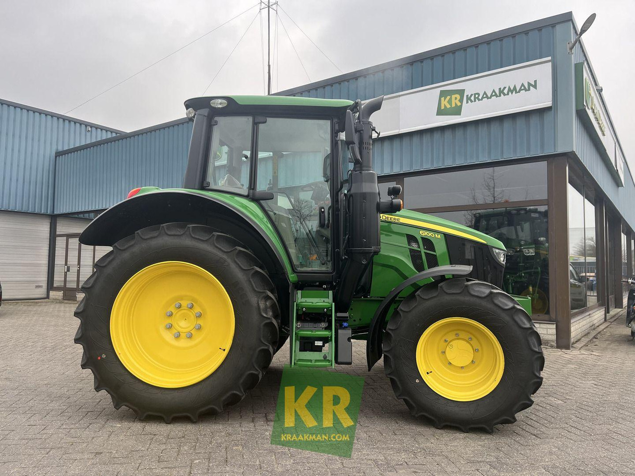 John Deere 6100M - Tractor: afbeelding 3 John Deere 6100M - Tractor: afbeelding 3