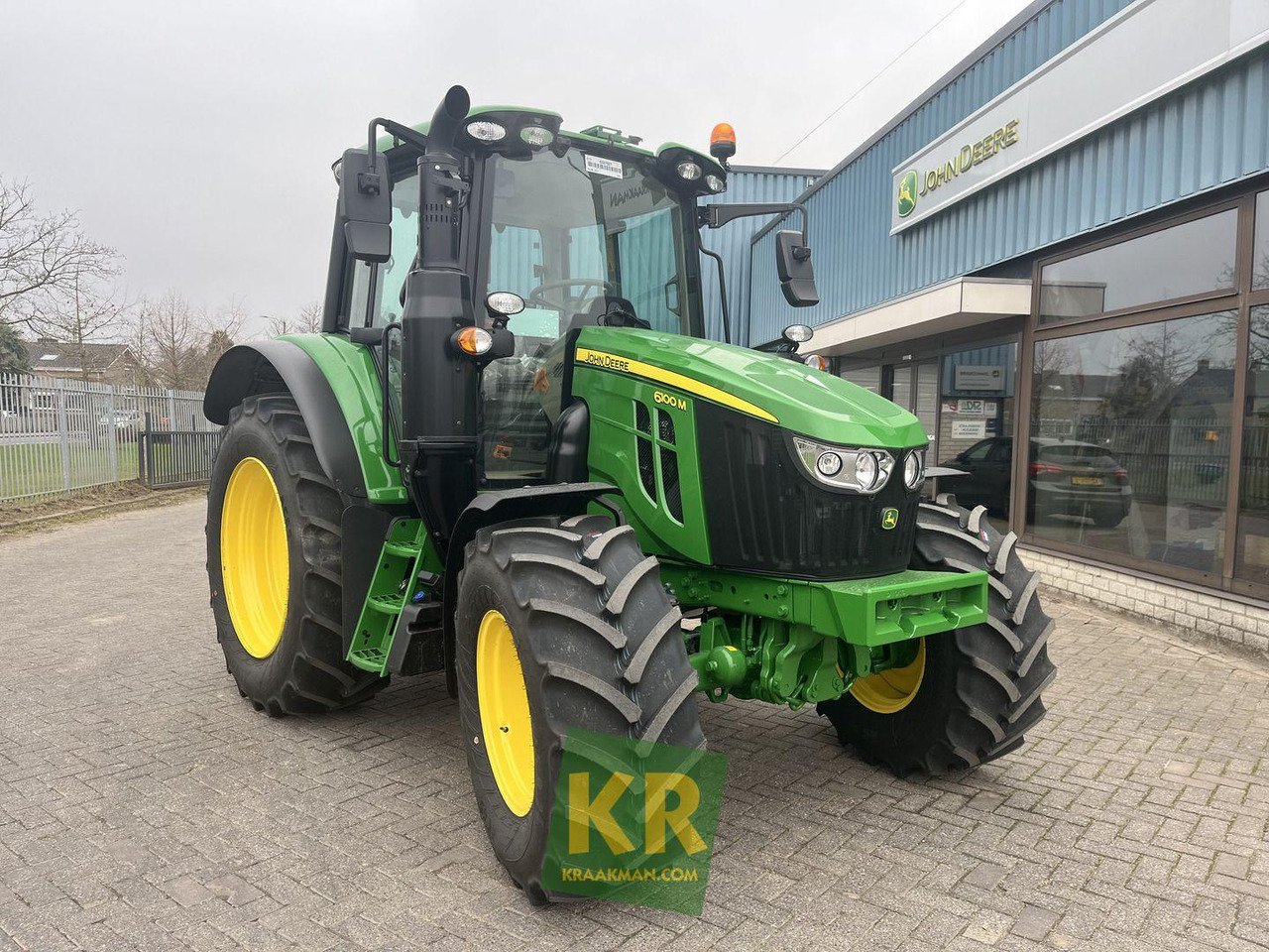 John Deere 6100M - Tractor: afbeelding 1 John Deere 6100M - Tractor: afbeelding 1