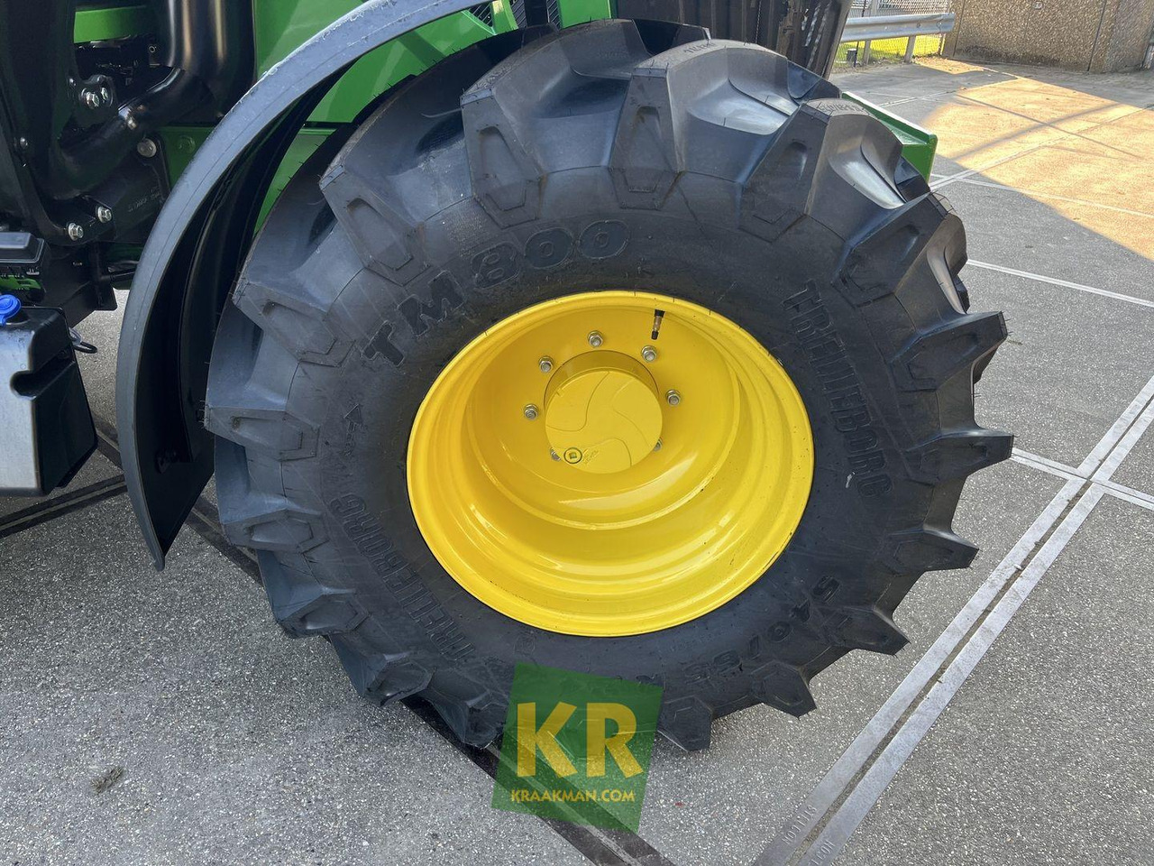 John Deere 6120M - Tractor: afbeelding 3 John Deere 6120M - Tractor: afbeelding 3
