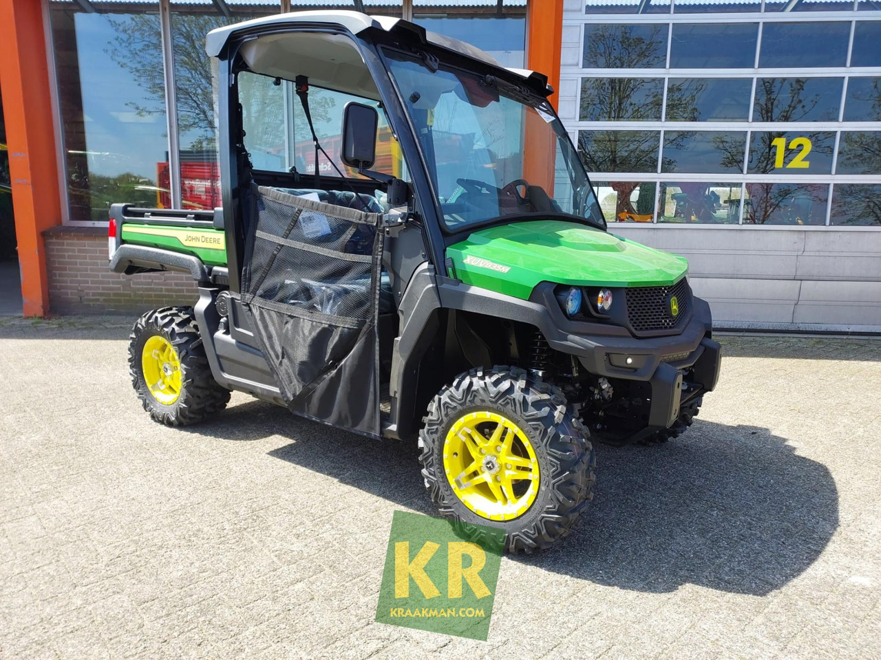 John Deere XUV835M - Quad: afbeelding 1 John Deere XUV835M - Quad: afbeelding 1