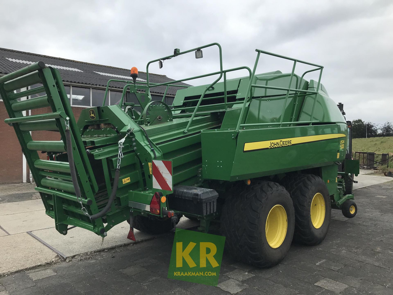L1524 John Deere - Vierkante balenpers: afbeelding 2 L1524 John Deere - Vierkante balenpers: afbeelding 2