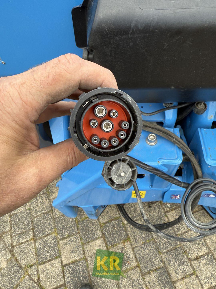 Polaris 14 Lemken - Kunstmeststrooier: afbeelding 1 Polaris 14 Lemken - Kunstmeststrooier: afbeelding 1