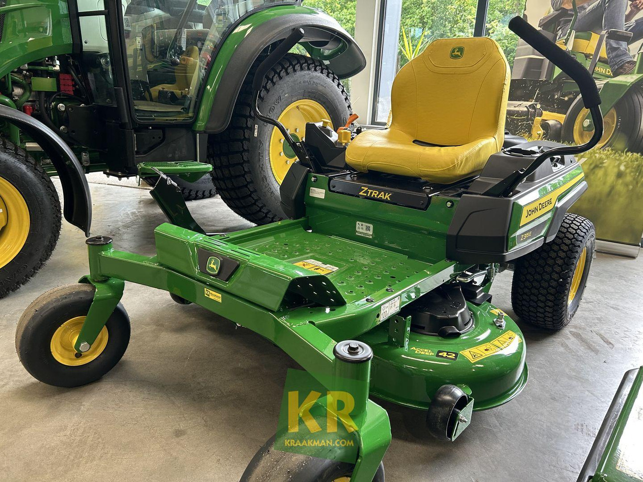 Z315E Zeroturn maaier John Deere - Gazonmaaier: afbeelding 2 Z315E Zeroturn maaier John Deere - Gazonmaaier: afbeelding 2