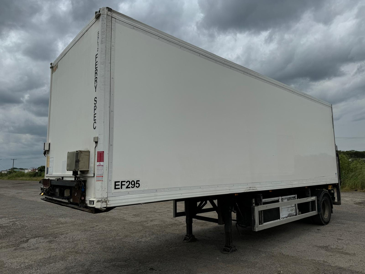 2012 Gray and Adams 8.4m Fridge Trailer – EF 295 - Koelwagen oplegger: afbeelding 1 2012 Gray and Adams 8.4m Fridge Trailer – EF 295 - Koelwagen oplegger: afbeelding 1