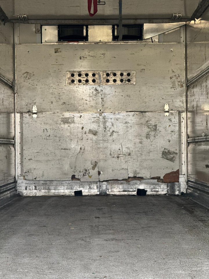 Gray and Adams 2005 Vector 1800 MT – MT-043 - Koelwagen oplegger: afbeelding 3 Gray and Adams 2005 Vector 1800 MT – MT-043 - Koelwagen oplegger: afbeelding 3