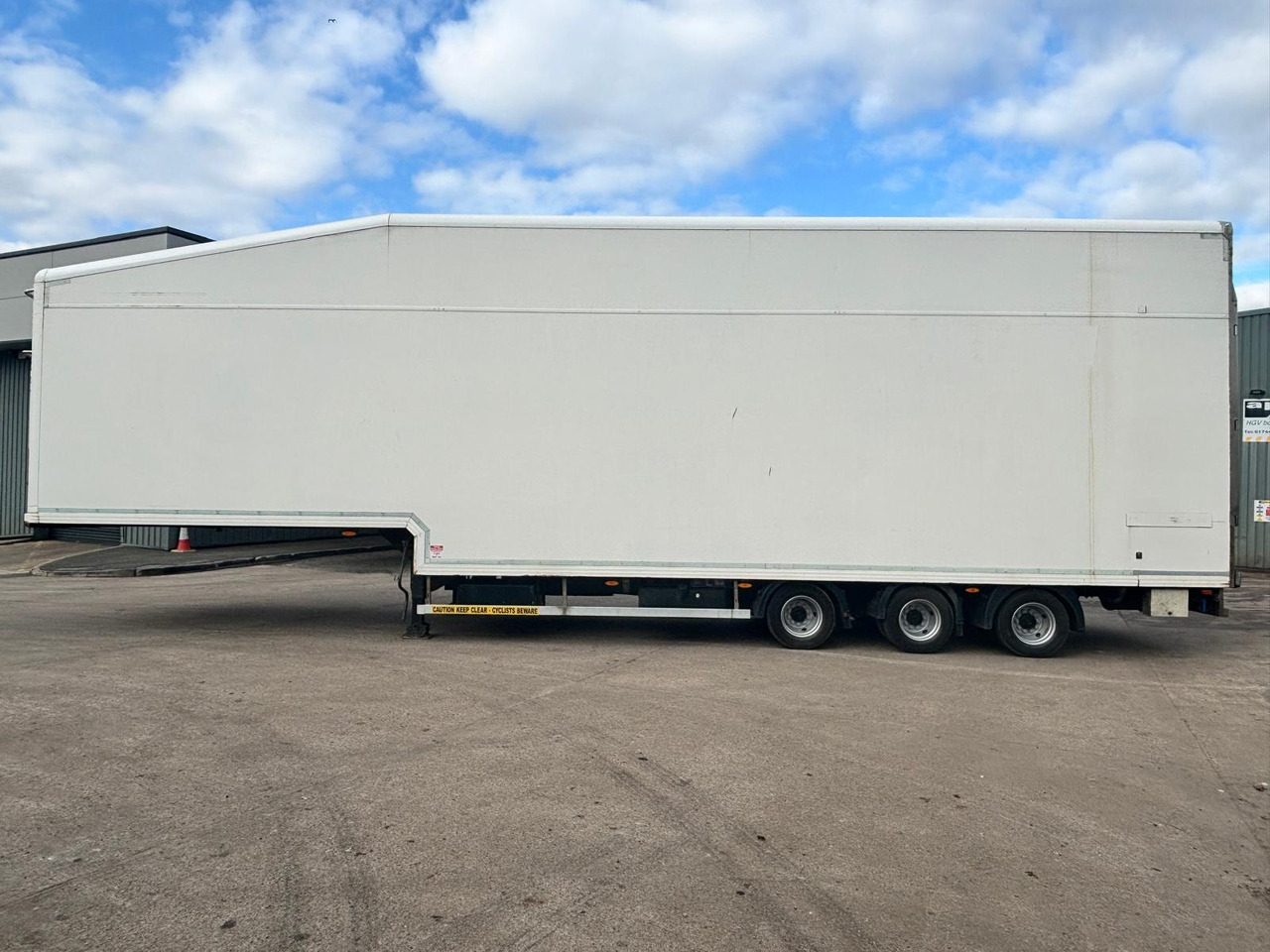 Gray and Adams 2013 Vector 1950MT – CBT400DD - Koelwagen oplegger: afbeelding 2 Gray and Adams 2013 Vector 1950MT – CBT400DD - Koelwagen oplegger: afbeelding 2