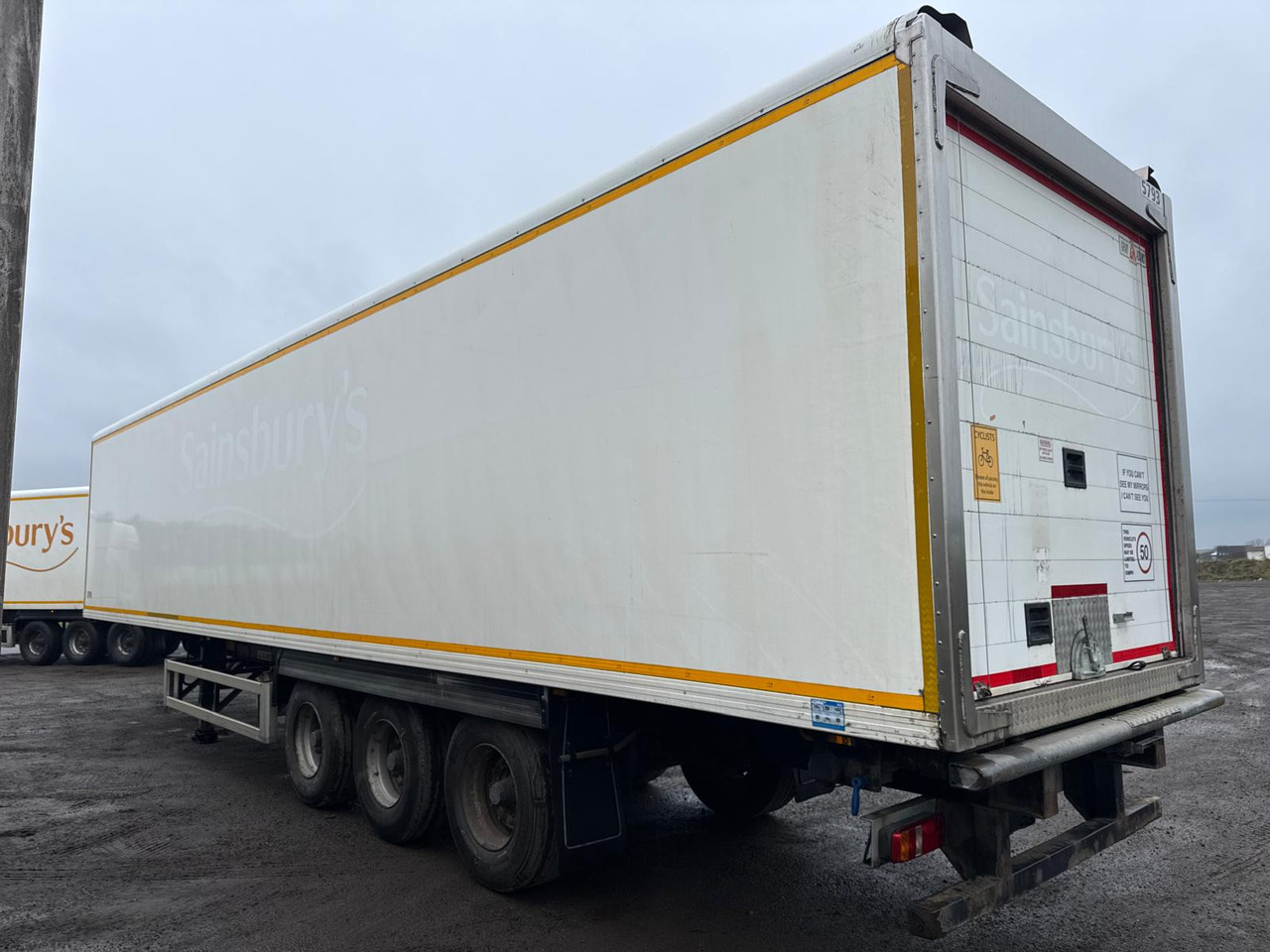 Gray and Adams 2015 Vector 1950 MT - Koelwagen oplegger: afbeelding 2 Gray and Adams 2015 Vector 1950 MT - Koelwagen oplegger: afbeelding 2