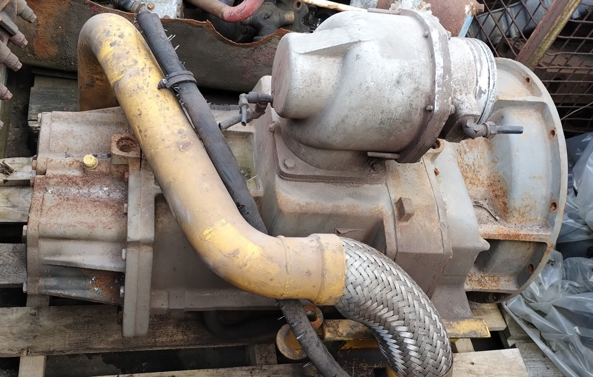 ATLAS COPCO Screw Compressor OIS 0-01 - Luchtcompressor: afbeelding 2 ATLAS COPCO Screw Compressor OIS 0-01 - Luchtcompressor: afbeelding 2
