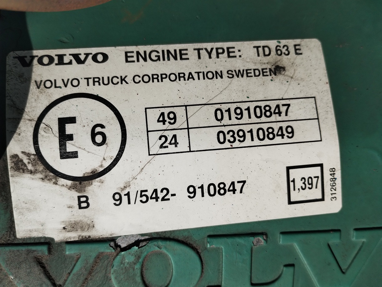 SILNIK CZĘŚCI ENGINE PARTS WAŁ KORBOWY WAŁEK ROZRZADU POMPA WTRYSKOWA VOLVO FL TD 63 E - Motor en onderdelen: afbeelding 4 SILNIK CZĘŚCI ENGINE PARTS WAŁ KORBOWY WAŁEK ROZRZADU POMPA WTRYSKOWA VOLVO FL TD 63 E - Motor en onderdelen: afbeelding 4