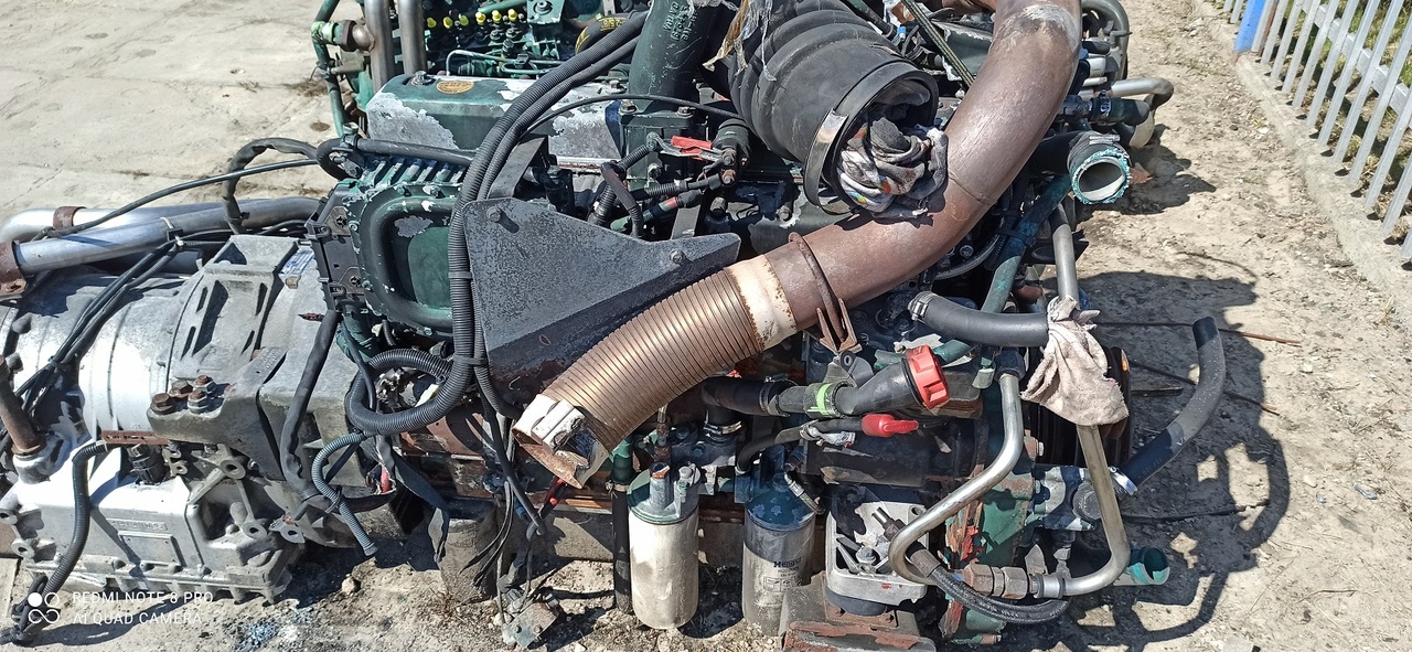 VOLVO FL7 D7 310 D7C310 - Motor en onderdelen voor Vrachtwagen: afbeelding 2 VOLVO FL7 D7 310 D7C310 - Motor en onderdelen voor Vrachtwagen: afbeelding 2