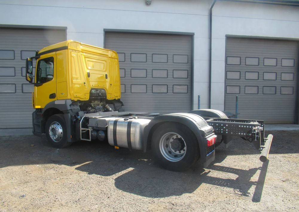Mercedes-Benz Antos 1830   rozstaw osi 3,60 - Chassis vrachtwagen: afbeelding 1 Mercedes-Benz Antos 1830   rozstaw osi 3,60 - Chassis vrachtwagen: afbeelding 1