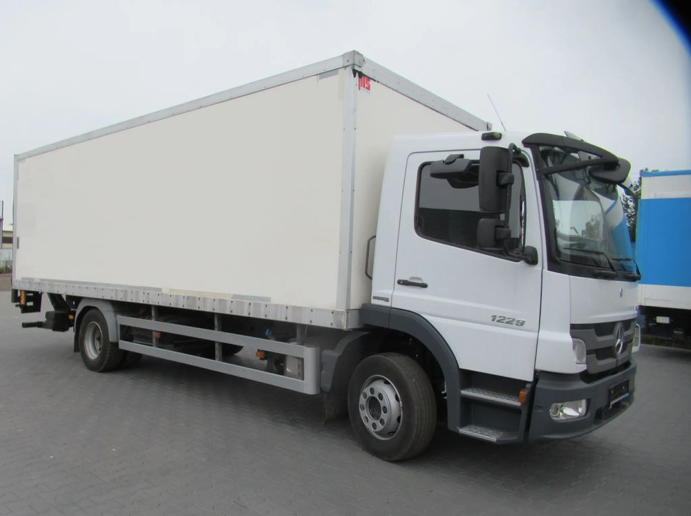 Mercedes-Benz Atego 1224 - Koelwagen vrachtwagen: afbeelding 2 Mercedes-Benz Atego 1224 - Koelwagen vrachtwagen: afbeelding 2