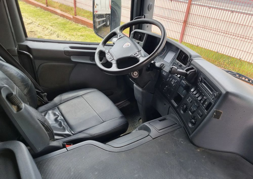 Scania P360 - Vuilniswagen: afbeelding 5 Scania P360 - Vuilniswagen: afbeelding 5