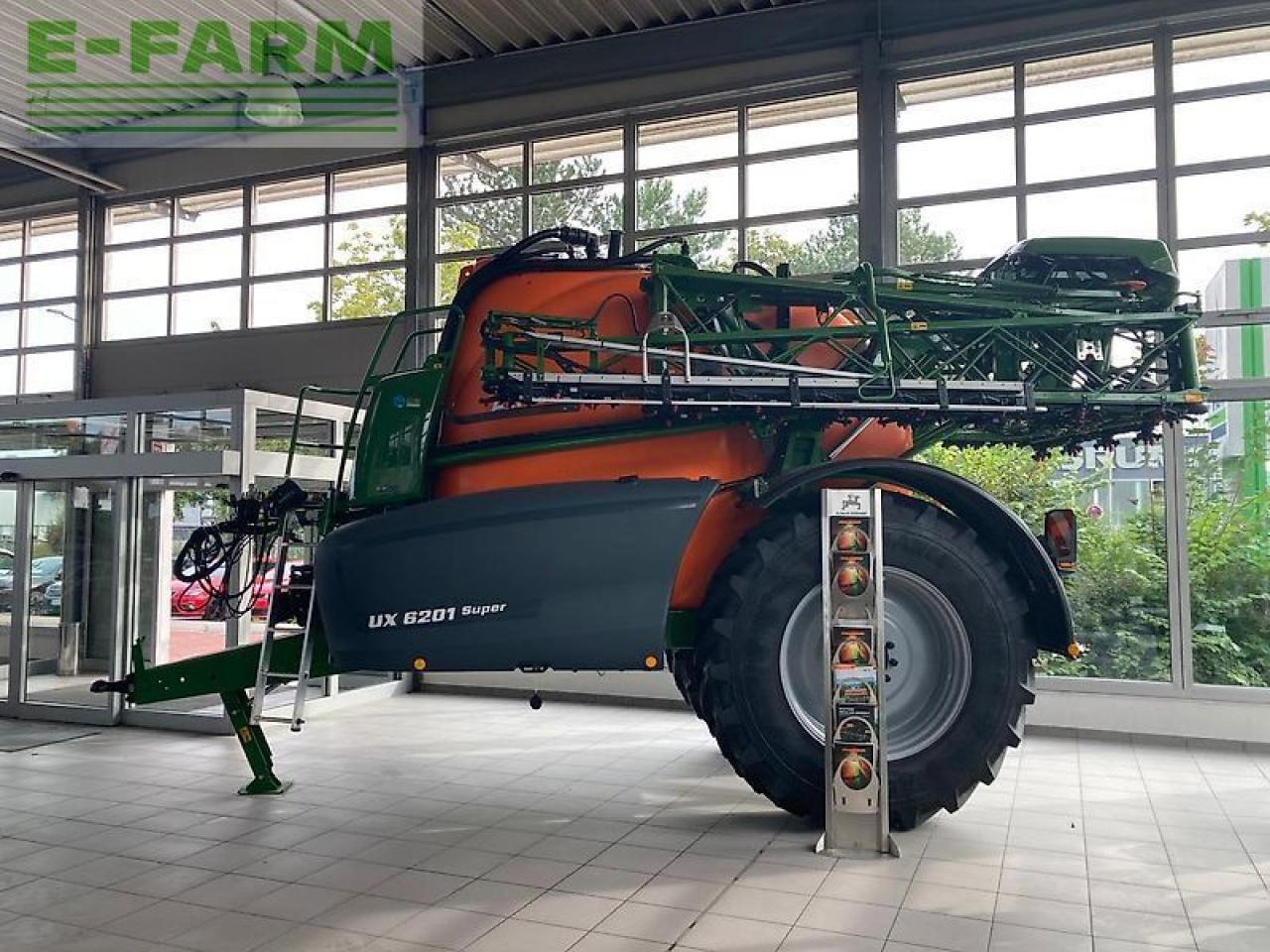 Amazone ux 6201 super - Getrokken veldspuit: afbeelding 3 Amazone ux 6201 super - Getrokken veldspuit: afbeelding 3