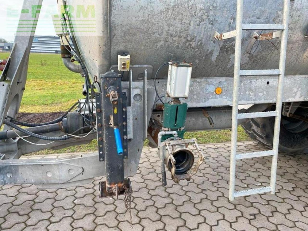 BSA dlp 618 farmerline - Mesttank: afbeelding 2 BSA dlp 618 farmerline - Mesttank: afbeelding 2