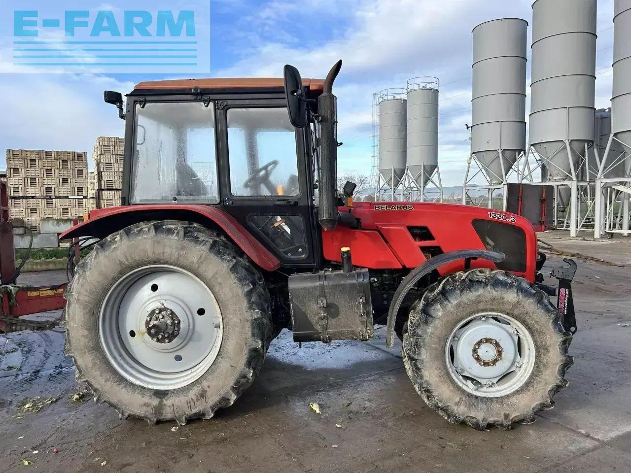 Belarus 1220.3 - Tractor: afbeelding 1 Belarus 1220.3 - Tractor: afbeelding 1