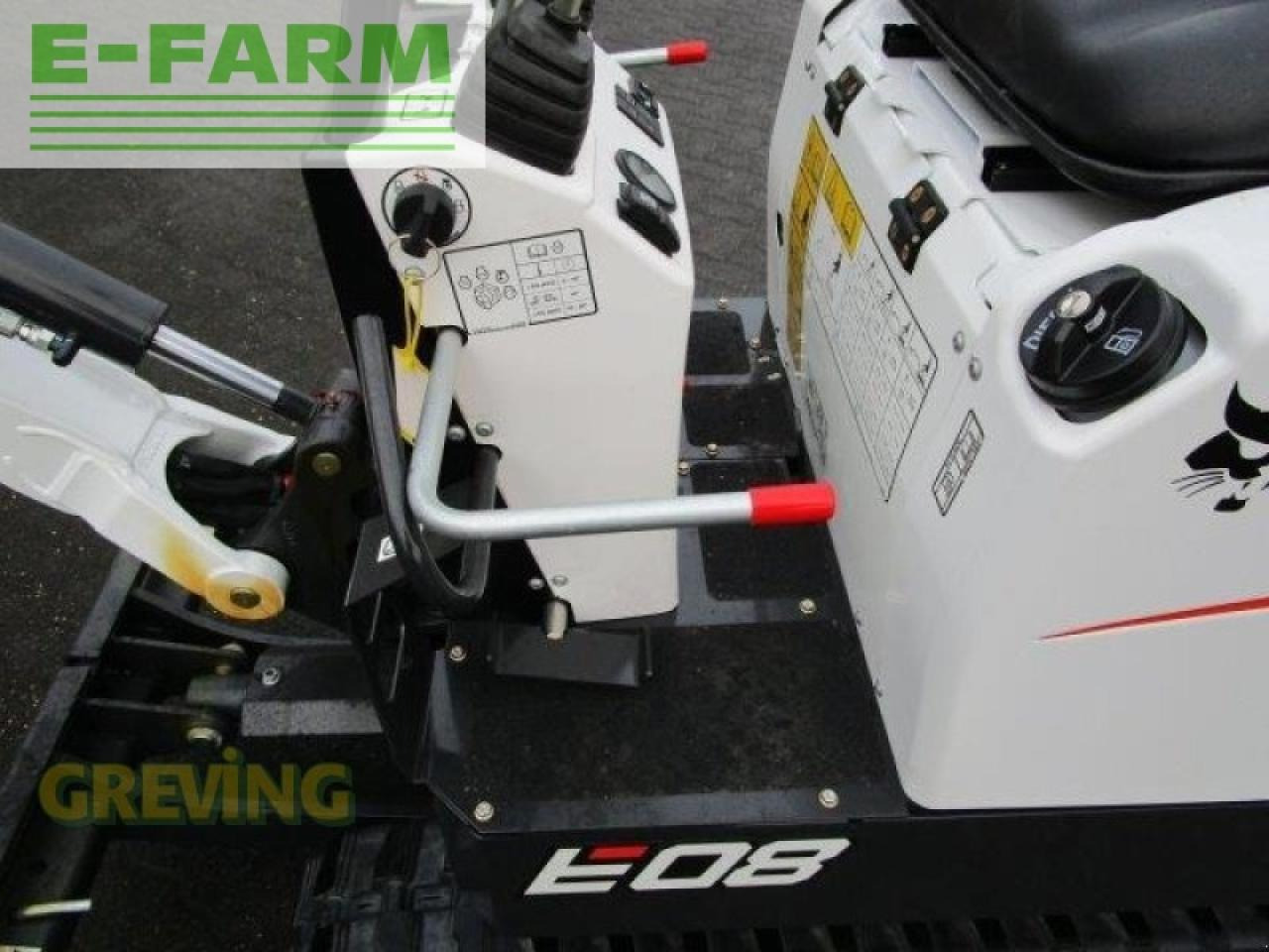 Bobcat e08 aktion - Tractor: afbeelding 2 Bobcat e08 aktion - Tractor: afbeelding 2