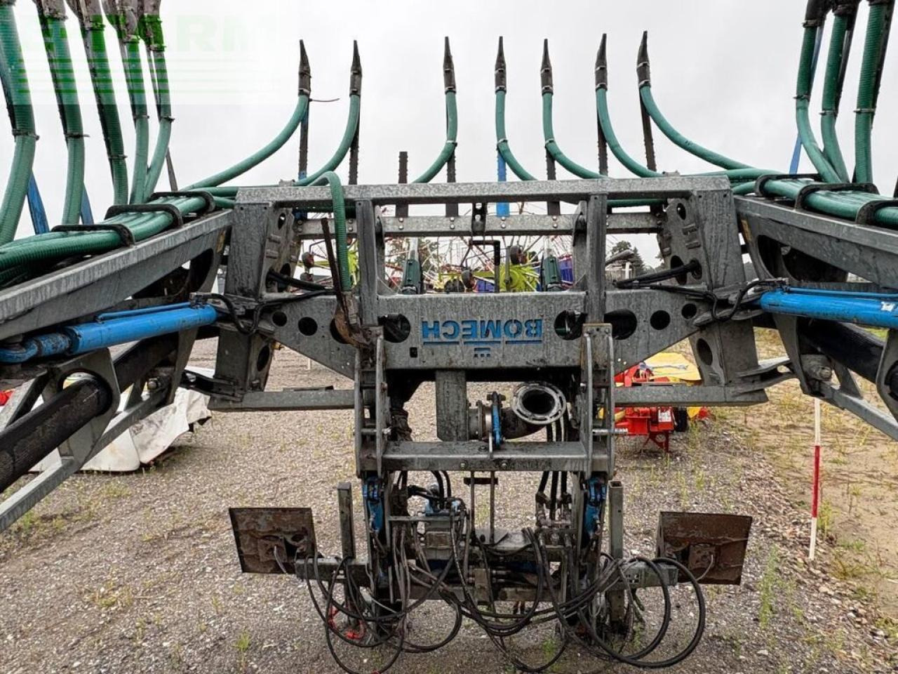 Bomech multi 18, gülle schleppschuhverteiler - Irrigatiesysteem: afbeelding 2 Bomech multi 18, gülle schleppschuhverteiler - Irrigatiesysteem: afbeelding 2