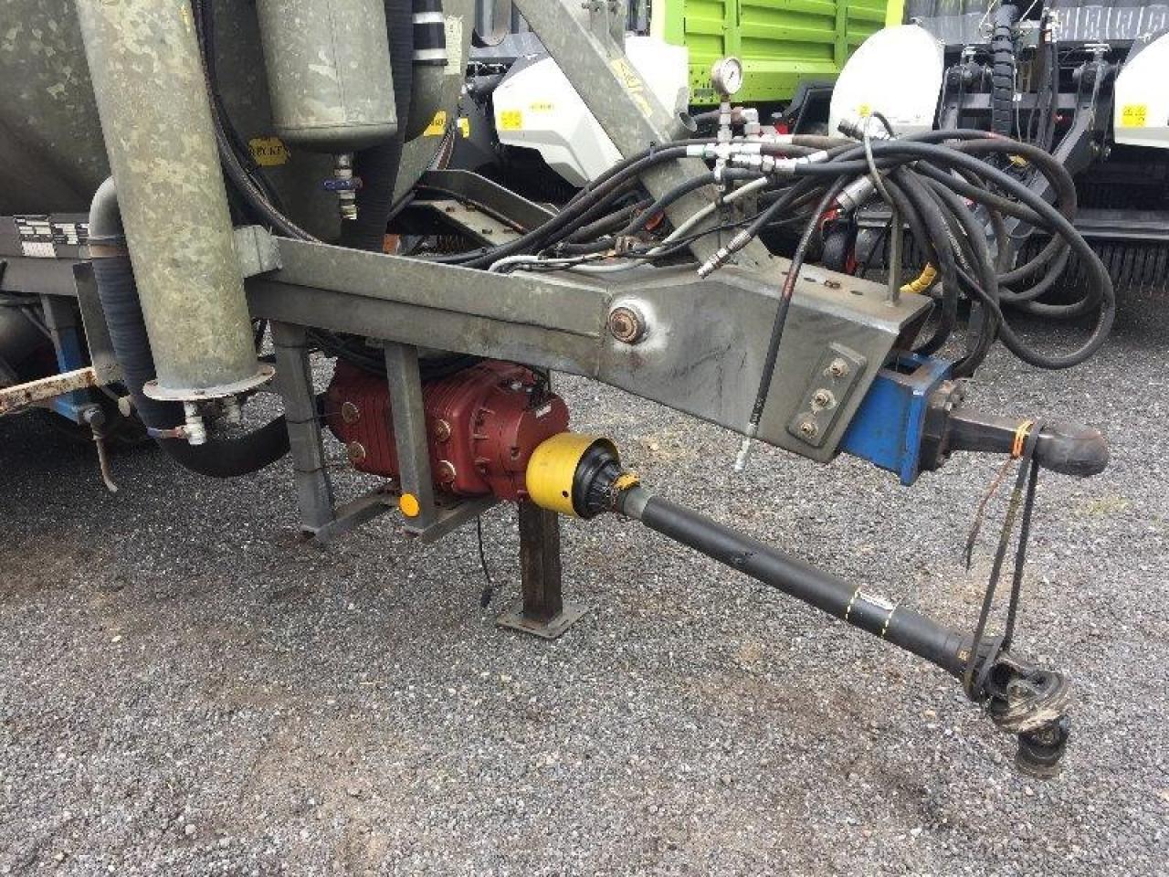 Briri vttw 14000 - Mesttank: afbeelding 3 Briri vttw 14000 - Mesttank: afbeelding 3