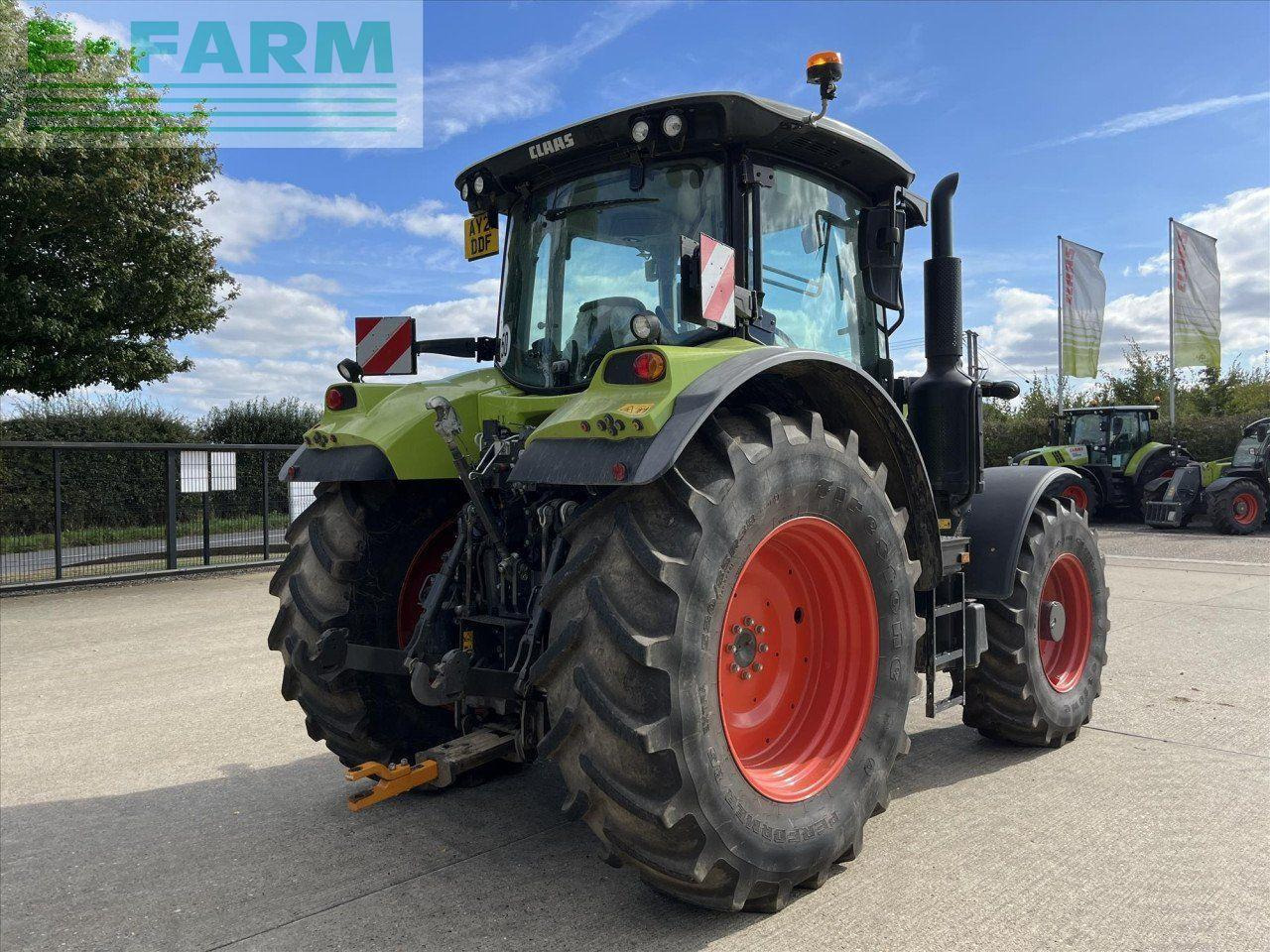 CLAAS ARION 530 - Tractor: afbeelding 5 CLAAS ARION 530 - Tractor: afbeelding 5