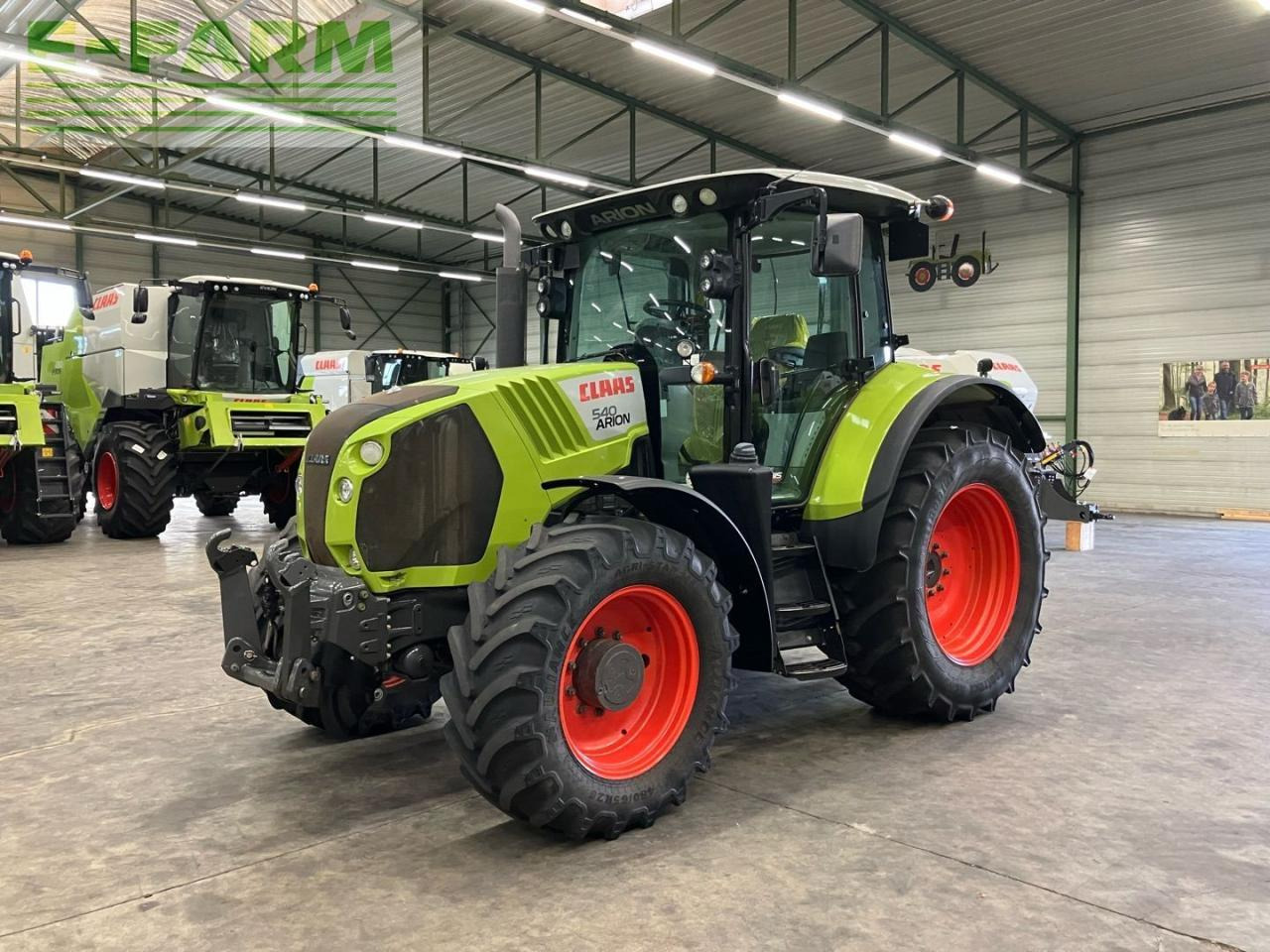 CLAAS ARION 540 stage III b - Tractor: afbeelding 1 CLAAS ARION 540 stage III b - Tractor: afbeelding 1