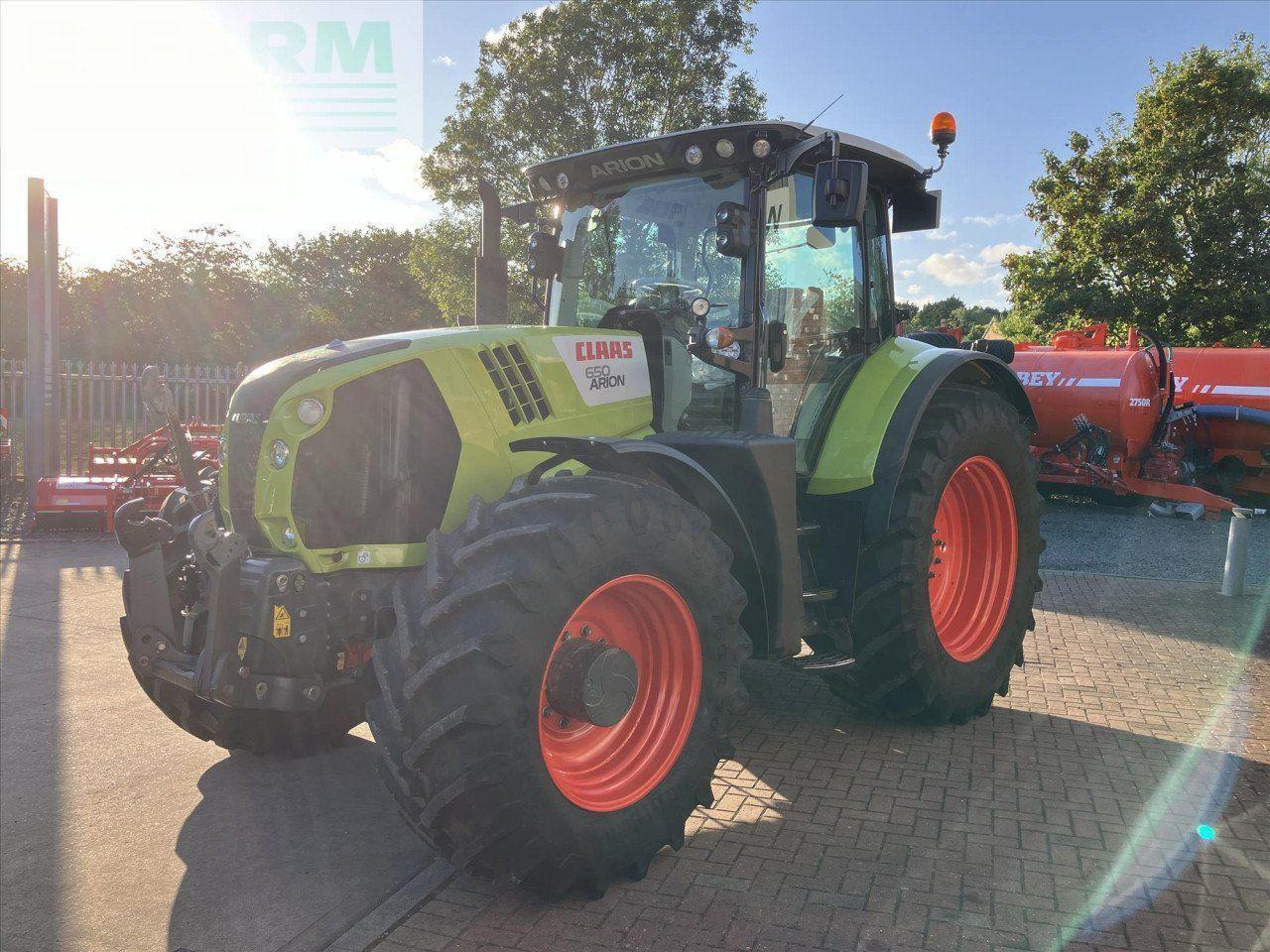 CLAAS ARION 650 CIS + - Tractor: afbeelding 3 CLAAS ARION 650 CIS + - Tractor: afbeelding 3