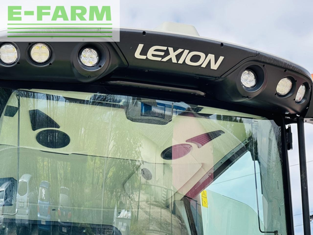 Maaidorser CLAAS LEXION 8800 TT E5: afbeelding 10 Maaidorser CLAAS LEXION 8800 TT E5: afbeelding 10