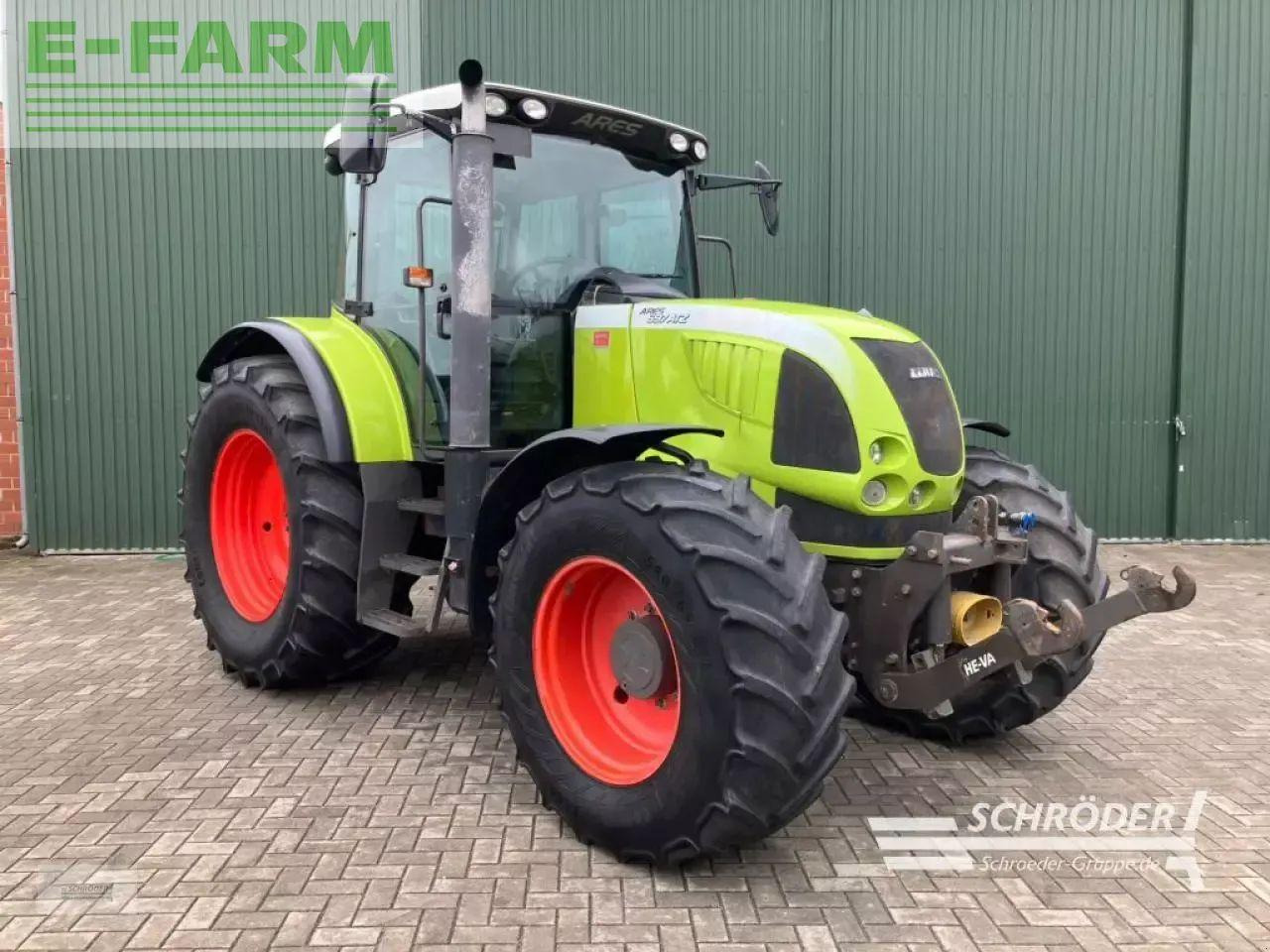CLAAS ares 697 atz ATZ - Tractor: afbeelding 1 CLAAS ares 697 atz ATZ - Tractor: afbeelding 1