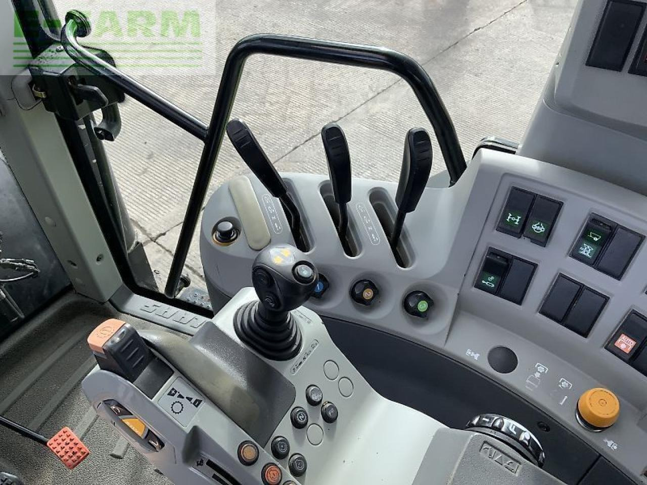 Tractor CLAAS arion 520 tractor (st23446): afbeelding 20 Tractor CLAAS arion 520 tractor (st23446): afbeelding 20