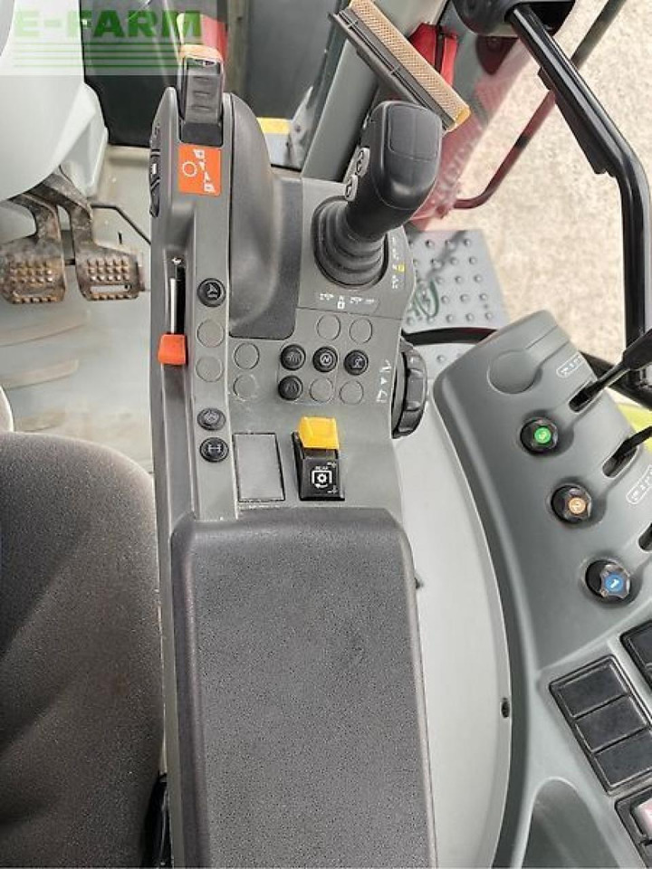 CLAAS arion 610 - Tractor: afbeelding 4 CLAAS arion 610 - Tractor: afbeelding 4
