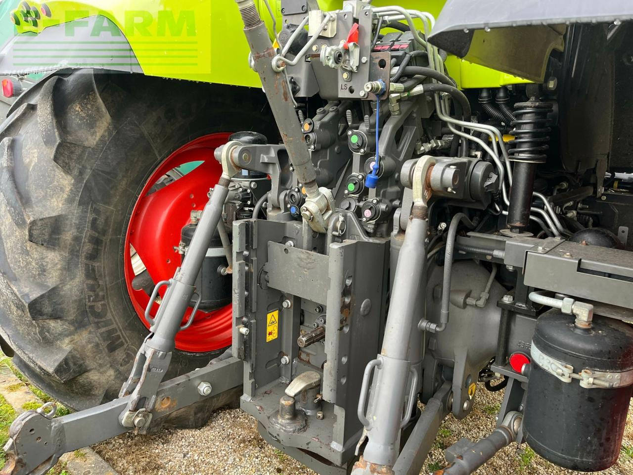 CLAAS arion 610 cmatic - Tractor: afbeelding 4 CLAAS arion 610 cmatic - Tractor: afbeelding 4