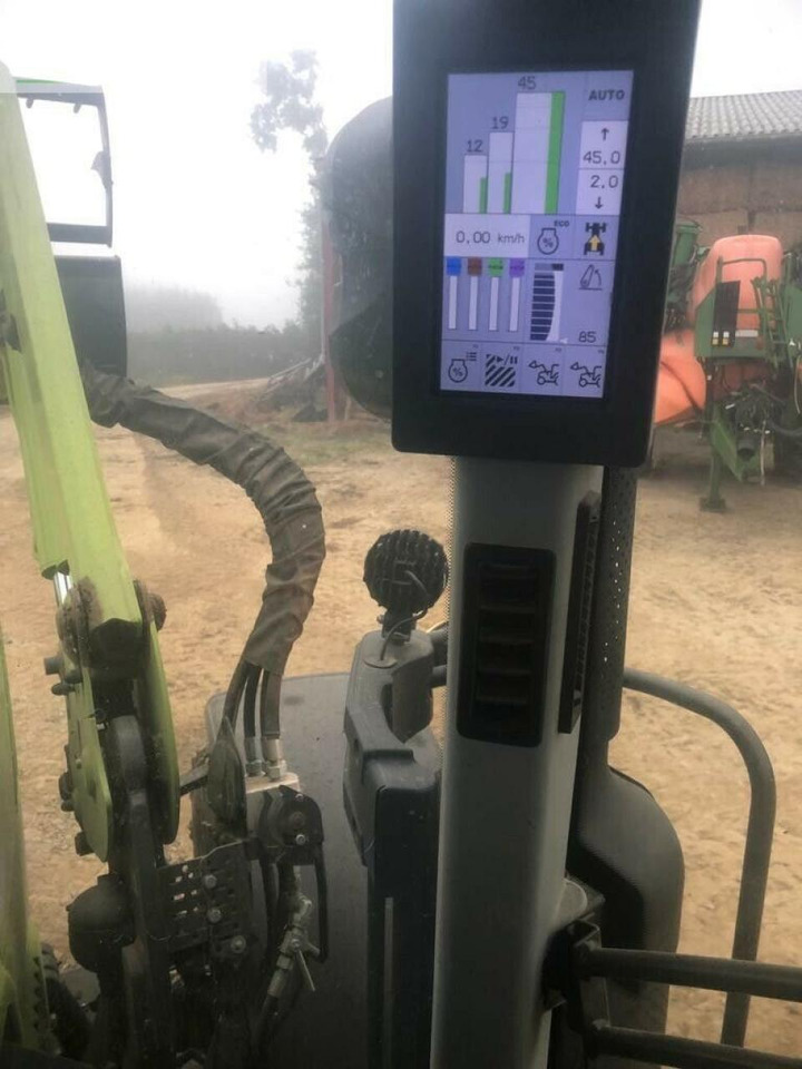 CLAAS arion 610 cmatic - Tractor: afbeelding 5 CLAAS arion 610 cmatic - Tractor: afbeelding 5