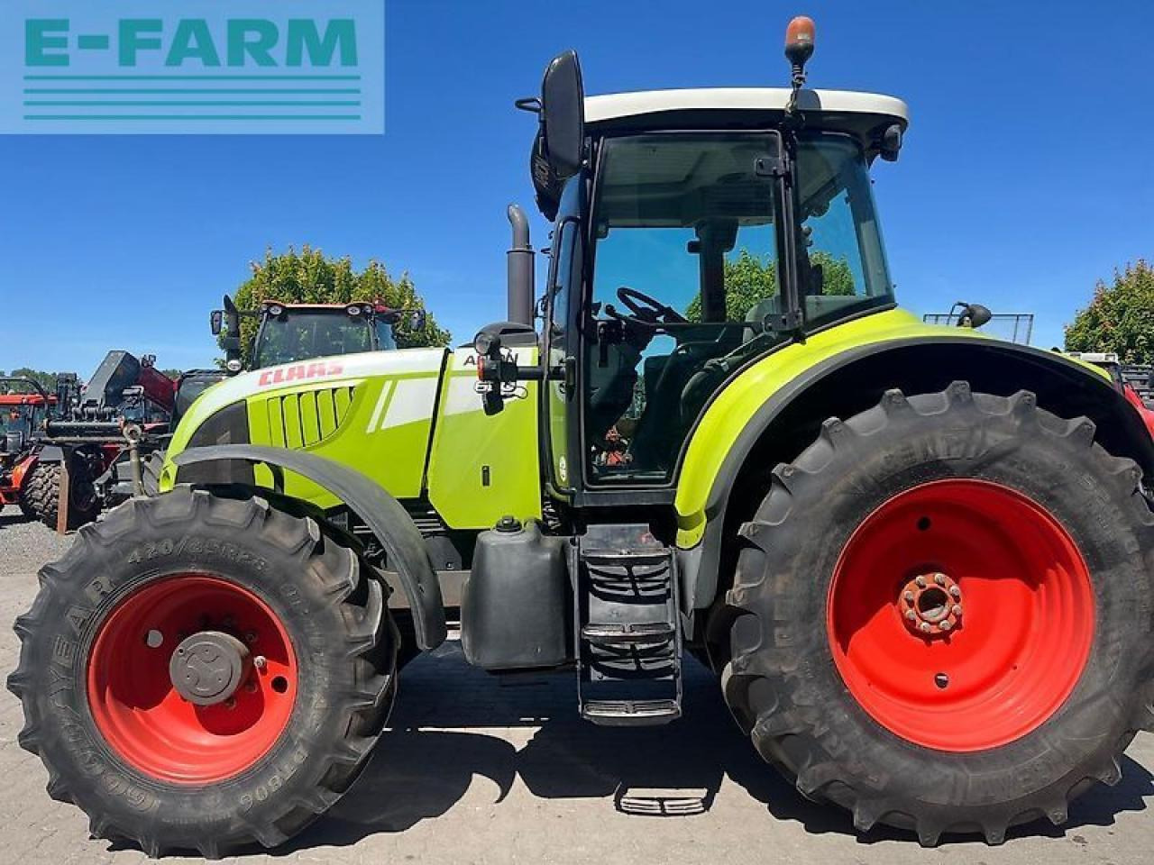 CLAAS arion 620 - Tractor: afbeelding 1 CLAAS arion 620 - Tractor: afbeelding 1
