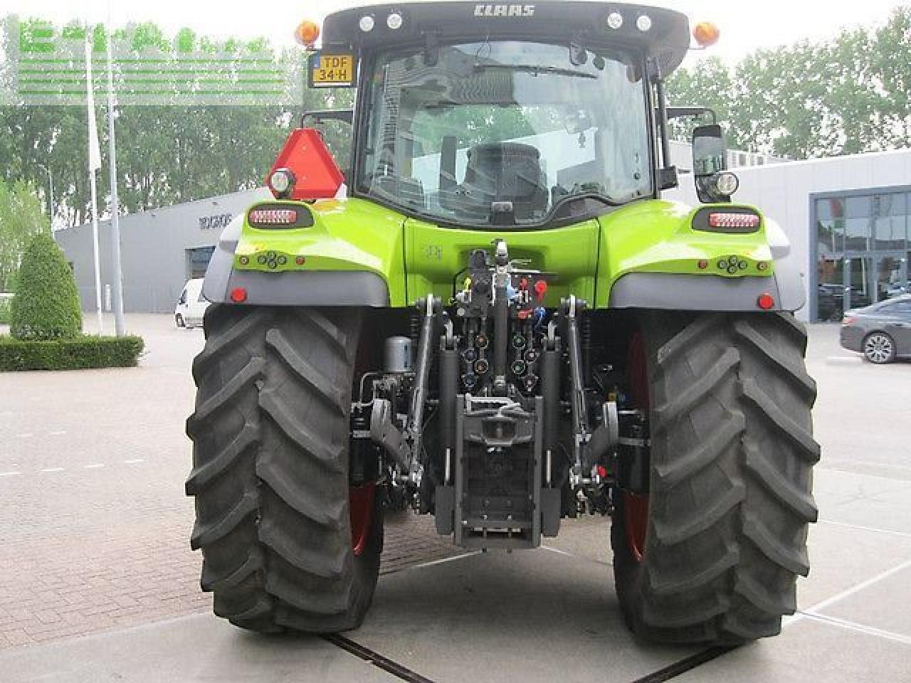 CLAAS arion 660 cmatic - Tractor: afbeelding 4 CLAAS arion 660 cmatic - Tractor: afbeelding 4