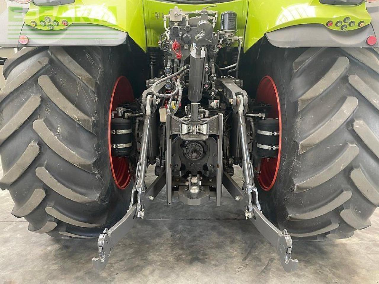 Tractor CLAAS axion 870 cmatic cebis CMATIC CEBIS: afbeelding 20 Tractor CLAAS axion 870 cmatic cebis CMATIC CEBIS: afbeelding 20