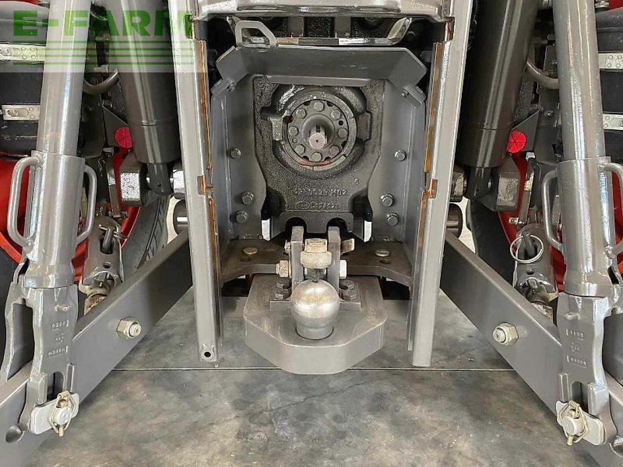 Tractor CLAAS axion 870 cmatic cebis CMATIC CEBIS: afbeelding 21 Tractor CLAAS axion 870 cmatic cebis CMATIC CEBIS: afbeelding 21