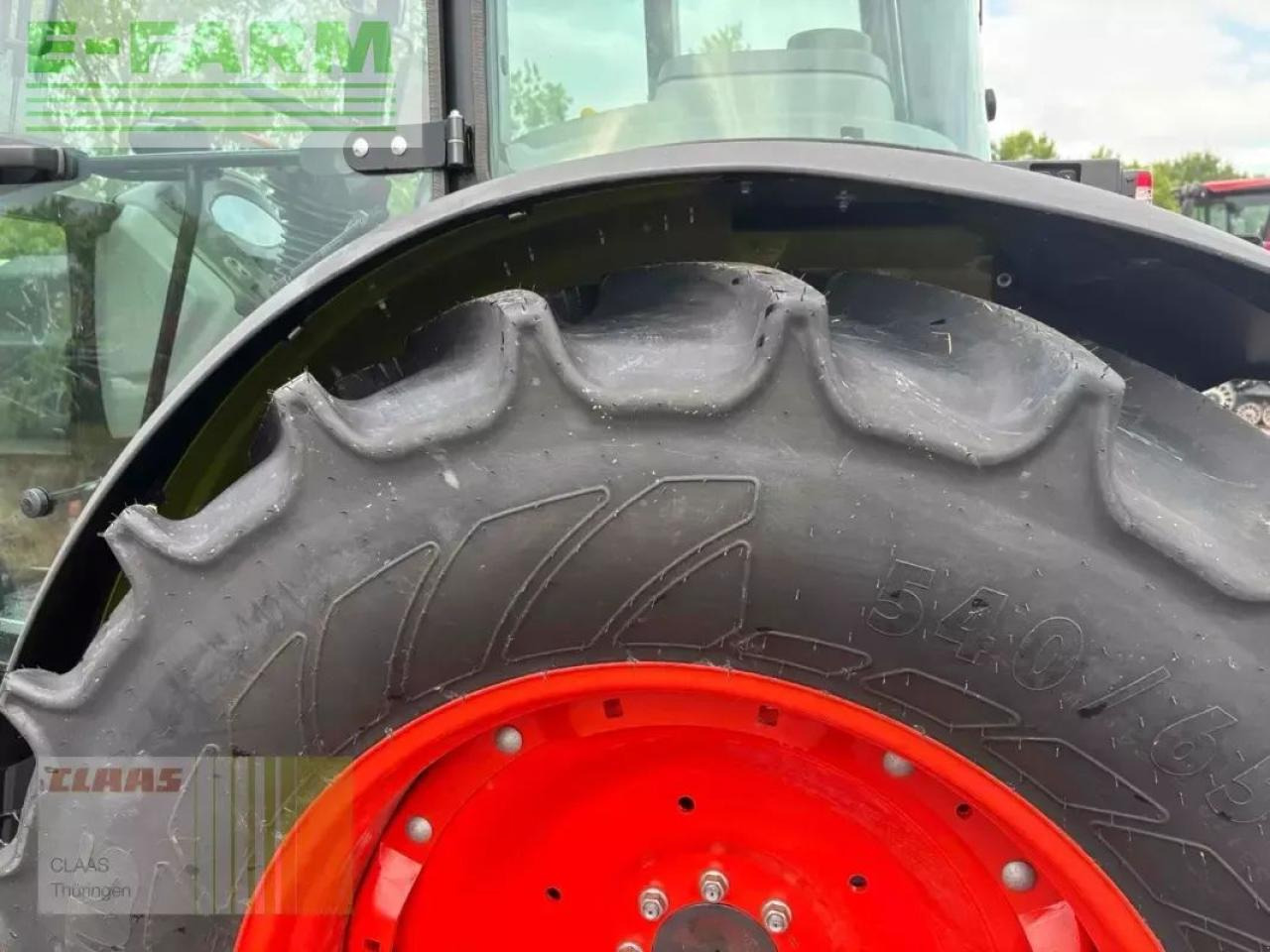 CLAAS axos 240 advanced - Tractor: afbeelding 4 CLAAS axos 240 advanced - Tractor: afbeelding 4