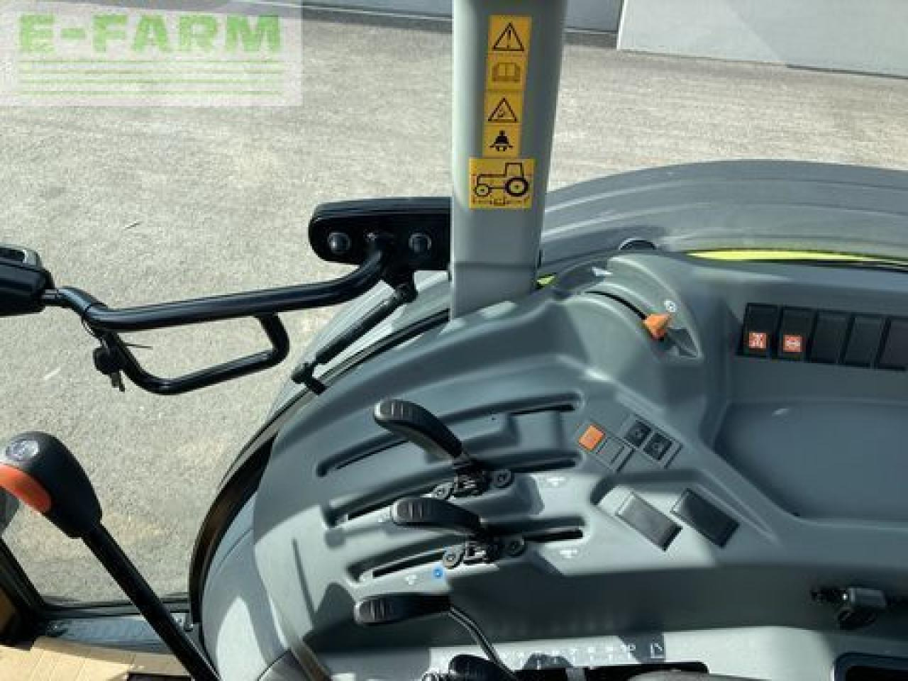 CLAAS elios 210 - Tractor: afbeelding 5 CLAAS elios 210 - Tractor: afbeelding 5