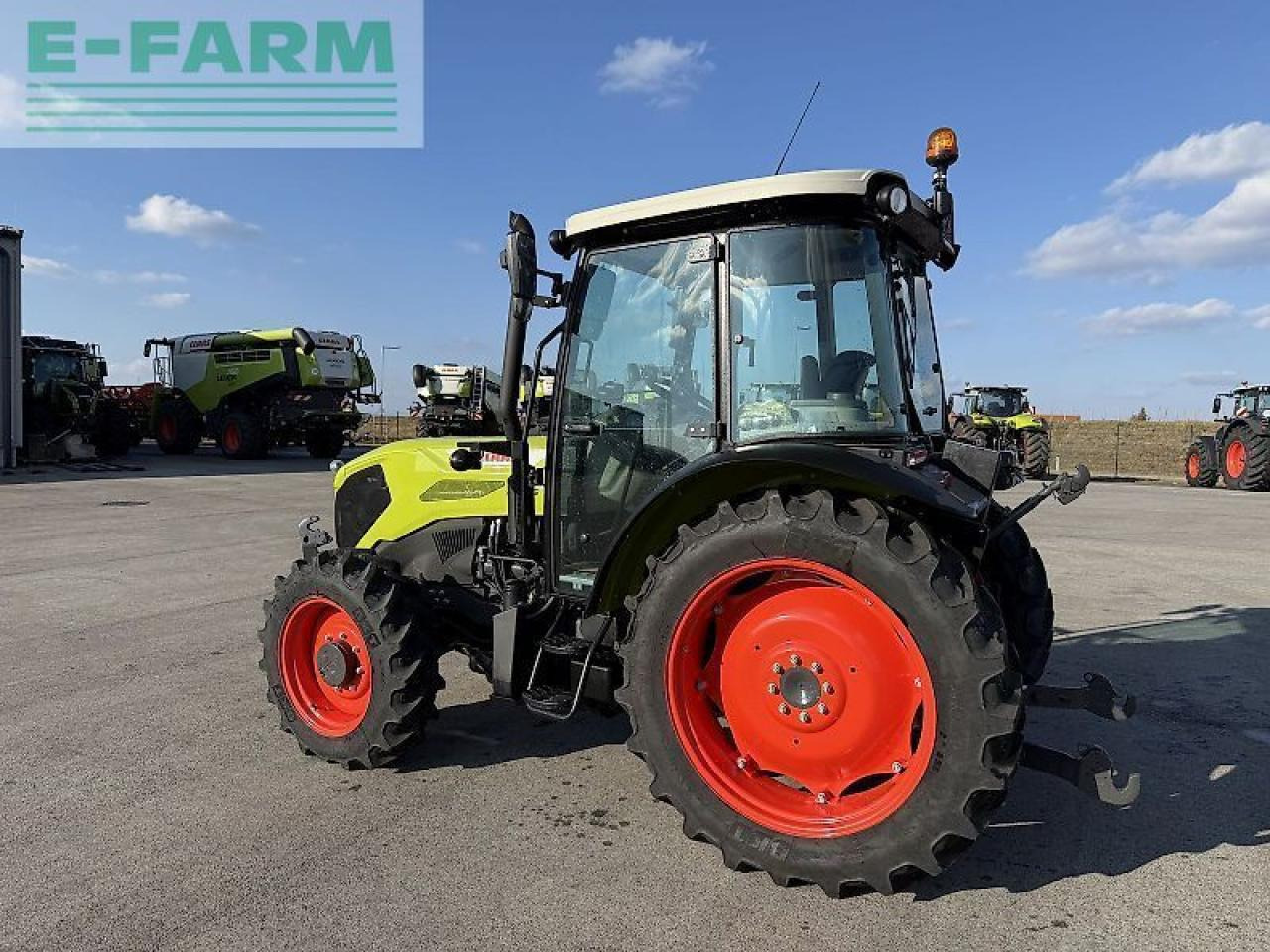 CLAAS elios 320 - Tractor: afbeelding 3 CLAAS elios 320 - Tractor: afbeelding 3