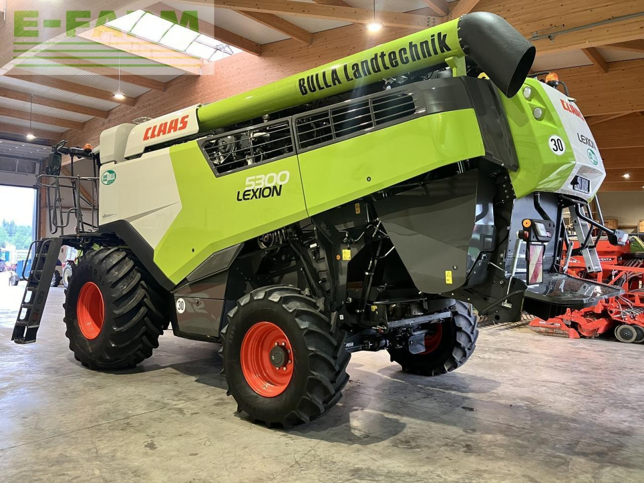 CLAAS lexion 5300 - Maaidorser: afbeelding 4 CLAAS lexion 5300 - Maaidorser: afbeelding 4