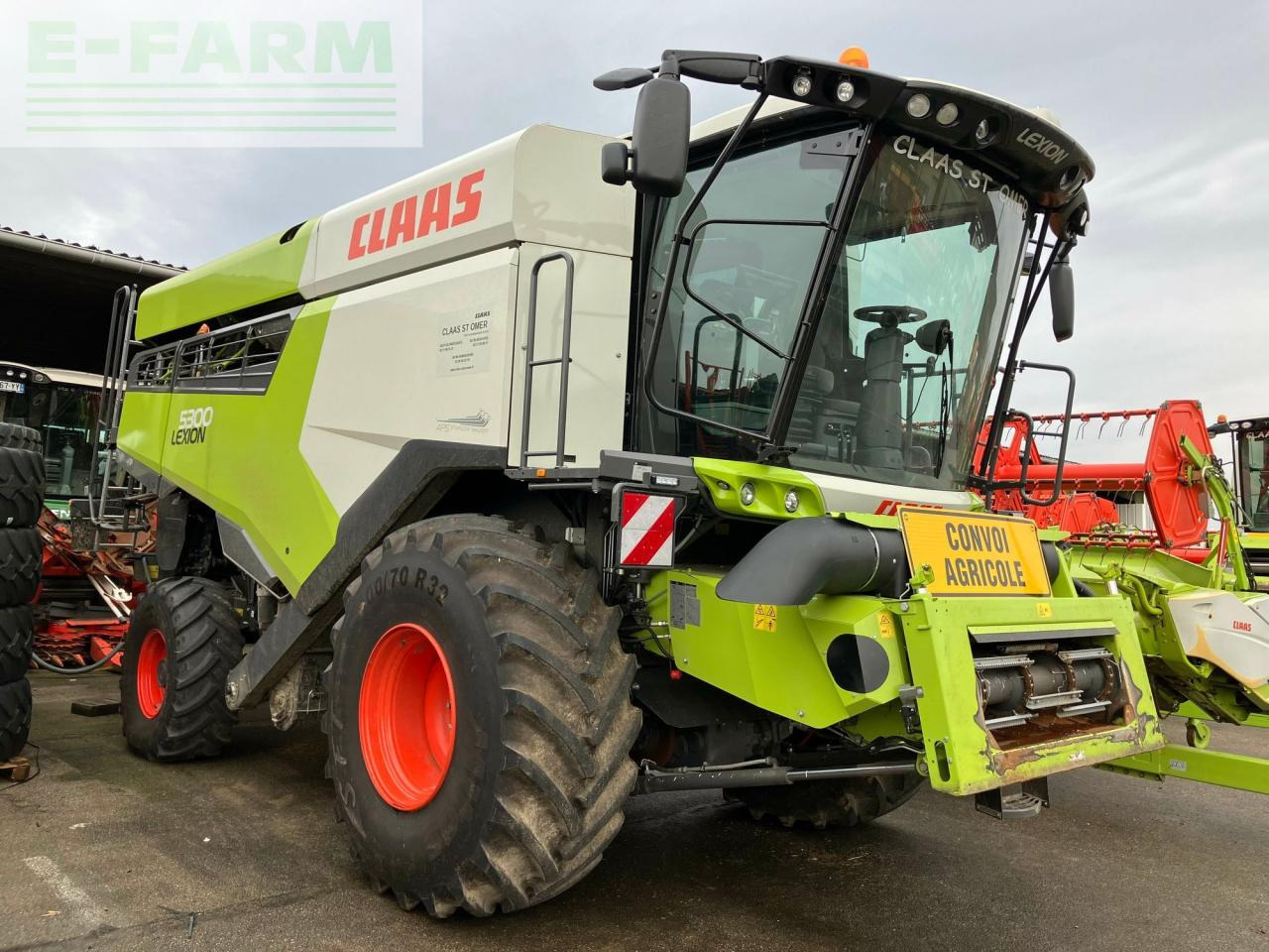 CLAAS lexion 5300 - Maaidorser: afbeelding 1 CLAAS lexion 5300 - Maaidorser: afbeelding 1
