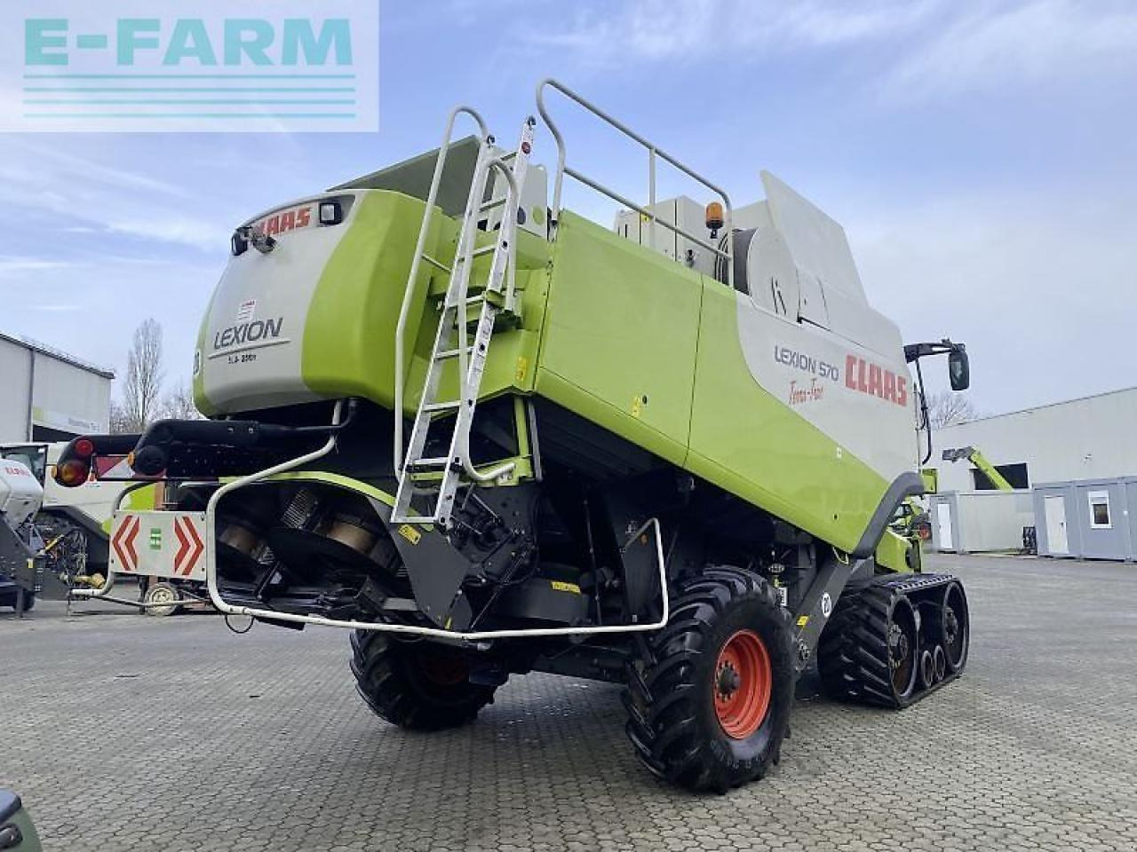 CLAAS lexion 570 tt mit v900+tw - Maaidorser: afbeelding 2 CLAAS lexion 570 tt mit v900+tw - Maaidorser: afbeelding 2