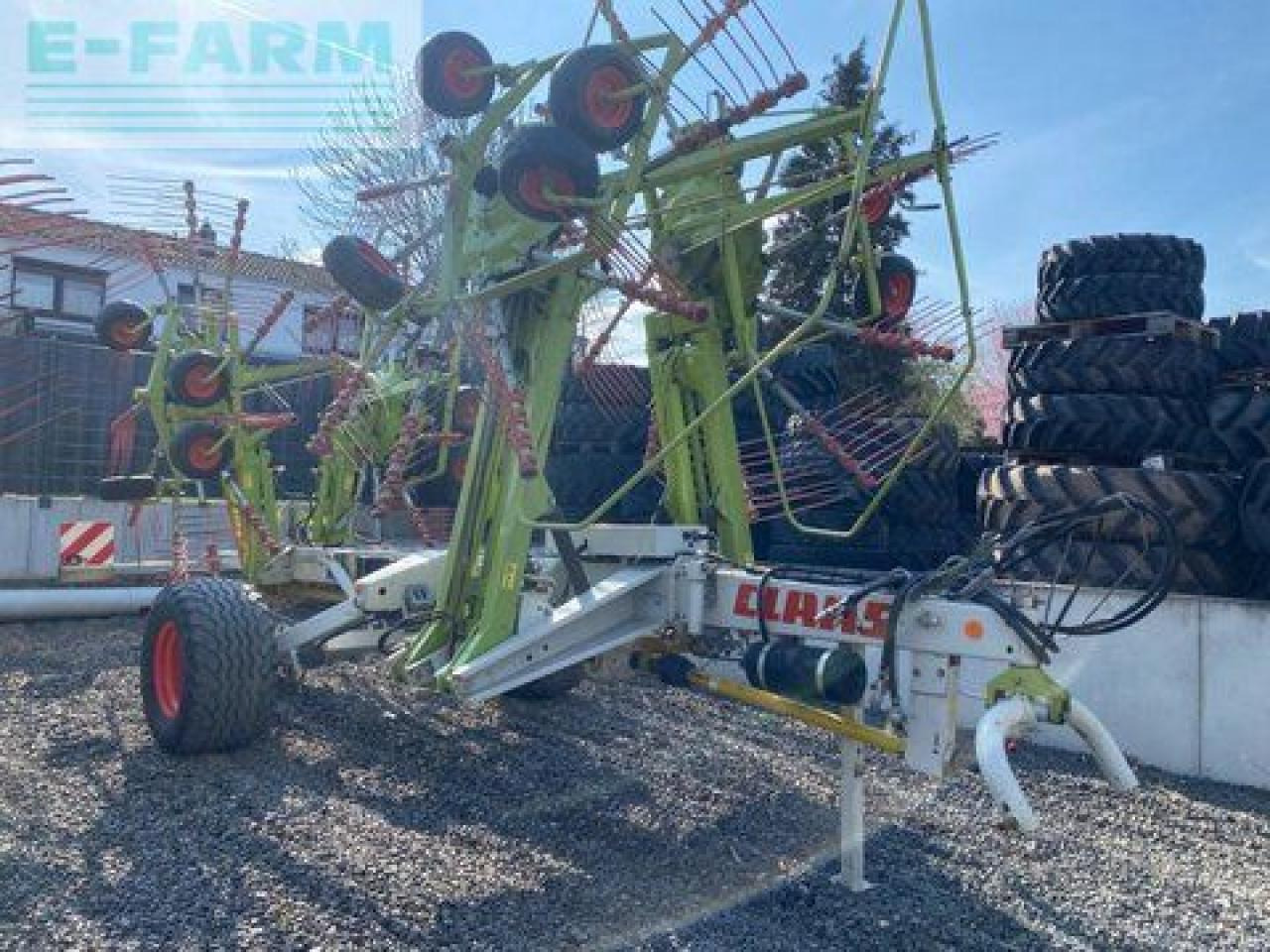 CLAAS liner 3000 - Hooischudder: afbeelding 1 CLAAS liner 3000 - Hooischudder: afbeelding 1