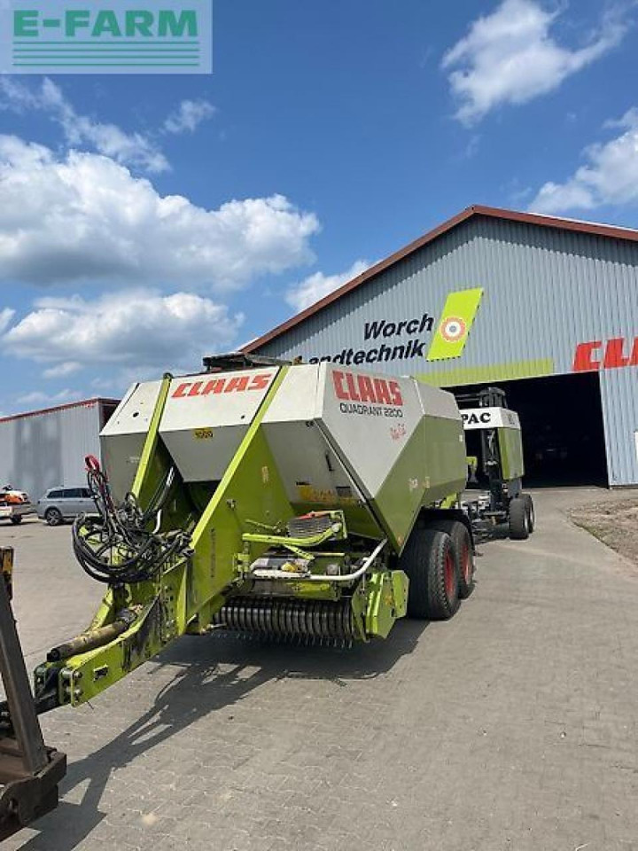 CLAAS quadrant 2200 rc - Vierkante balenpers: afbeelding 1 CLAAS quadrant 2200 rc - Vierkante balenpers: afbeelding 1