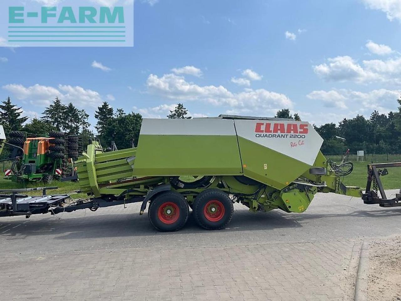 CLAAS quadrant 2200 rc - Vierkante balenpers: afbeelding 3 CLAAS quadrant 2200 rc - Vierkante balenpers: afbeelding 3