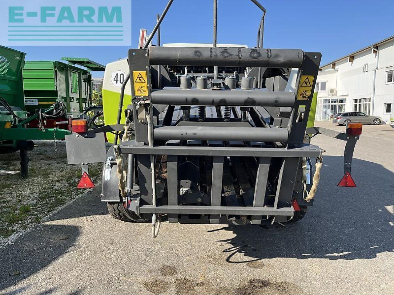 CLAAS quadrant 3200 rc tandem mit krassort vorbauhäcksler - Vierkante balenpers: afbeelding 3 CLAAS quadrant 3200 rc tandem mit krassort vorbauhäcksler - Vierkante balenpers: afbeelding 3